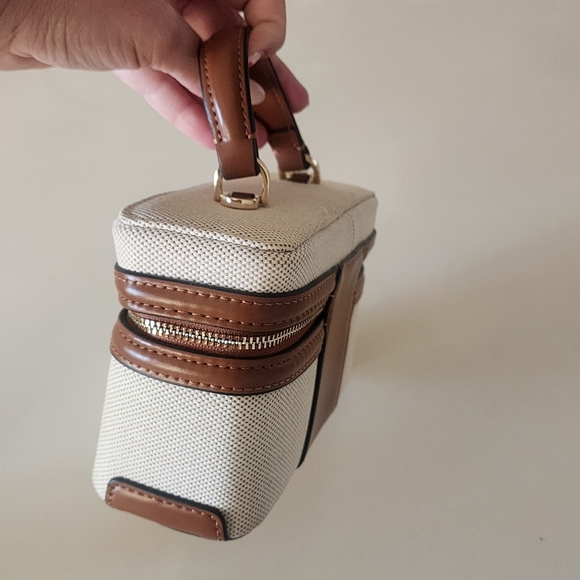 Zara Tan and Cream Women's Handbag - Picture 8 of 13